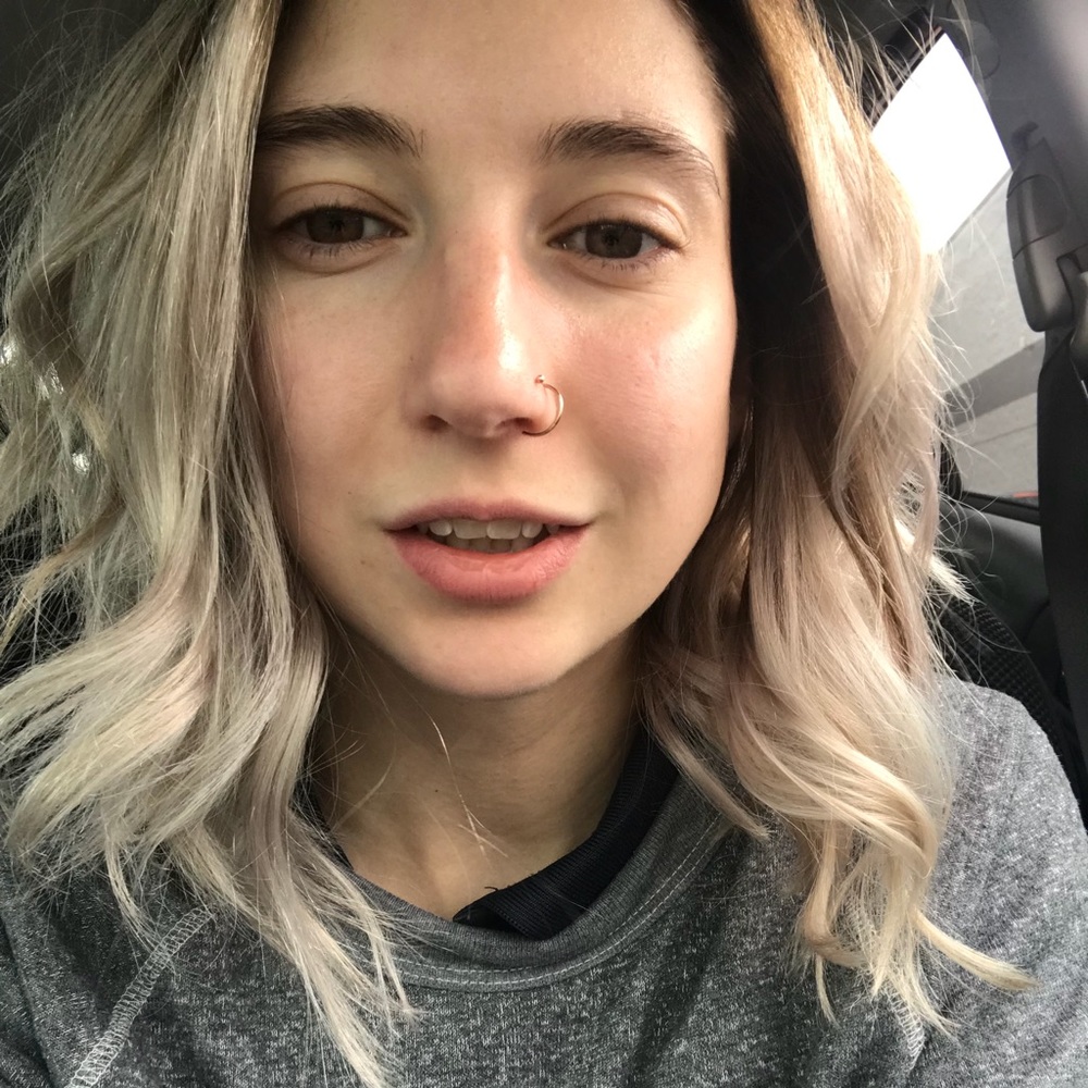 Meet your Posher, Lauren